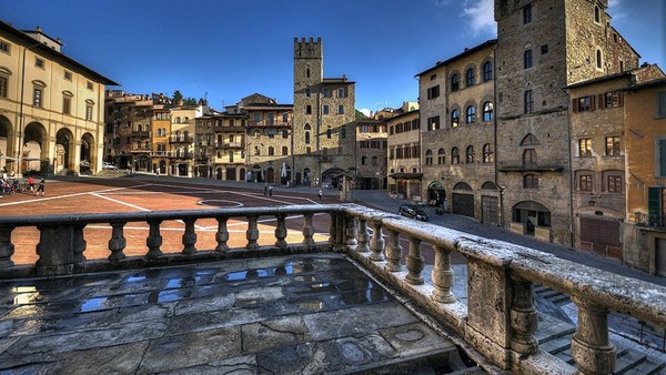 IH Arezzo Plans Events to Celebrate 40th Anniversary