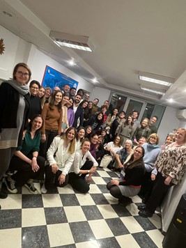 Group photo in the IH Sofia school.